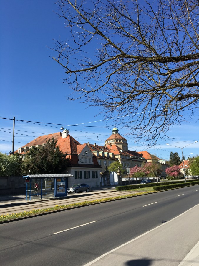 100C81C0-0041-4379-BA88-B0768661DFC5